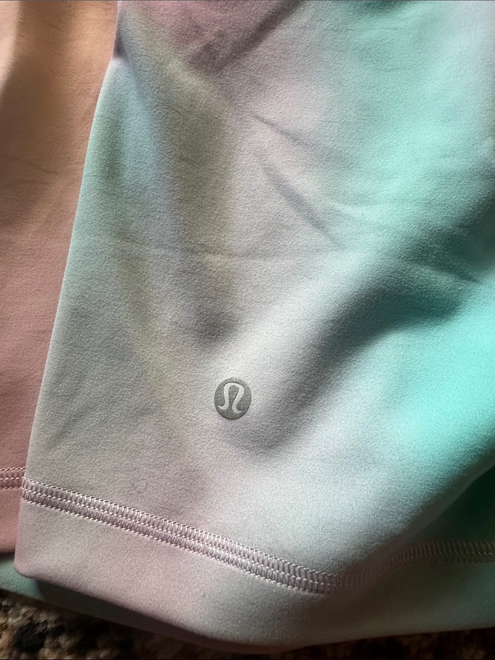 Lululemon Wunder Train HR Short 6” - Picture 2 of 4